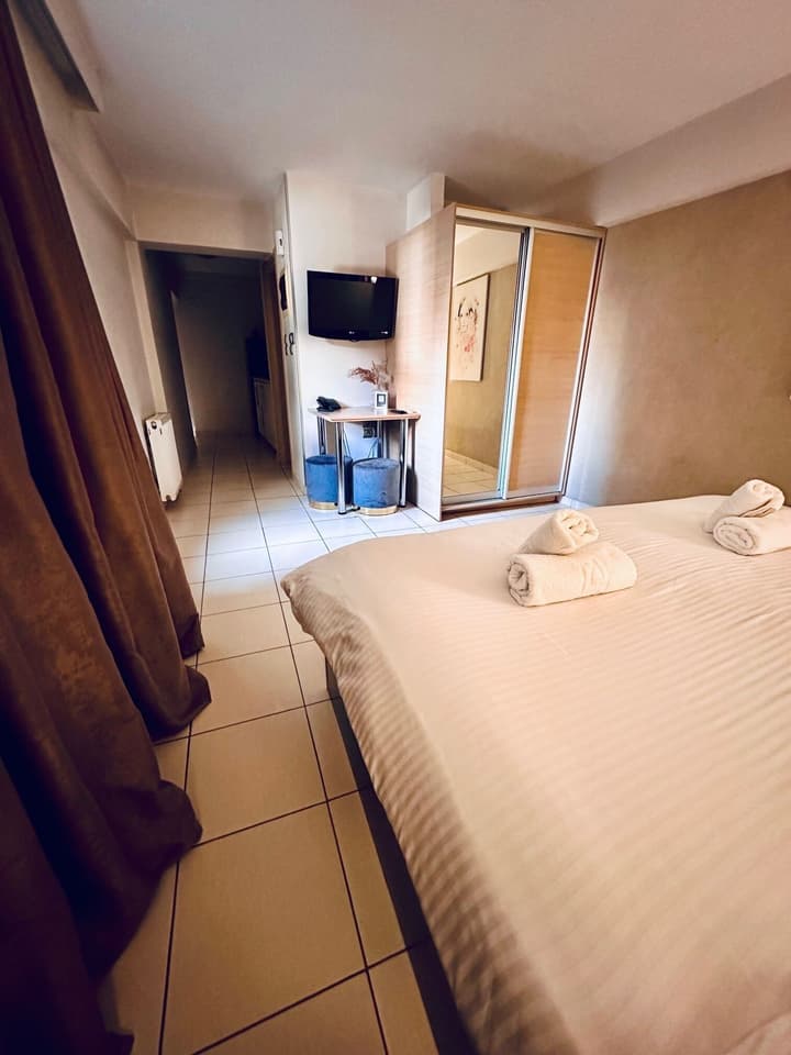 Mc Queen Rooms & Apartments