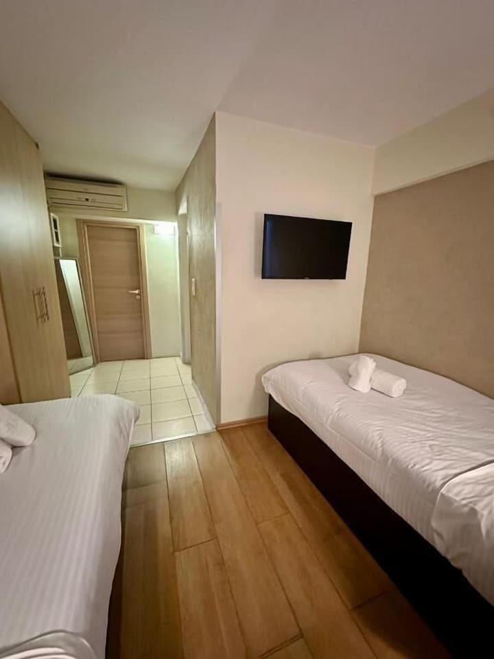 Mc Queen Rooms & Apartments