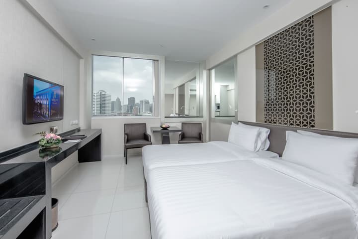 Mandarin Hotel Managed by Centre Point