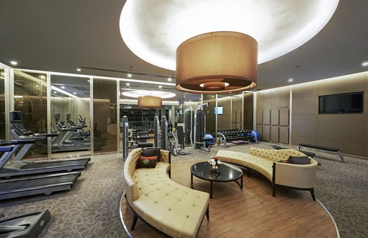 Mandarin Hotel Managed by Centre Point