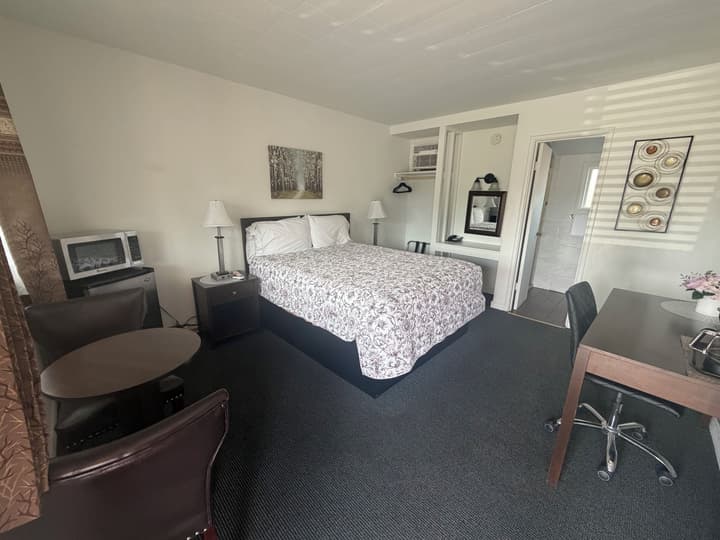 Sonoma Lodge