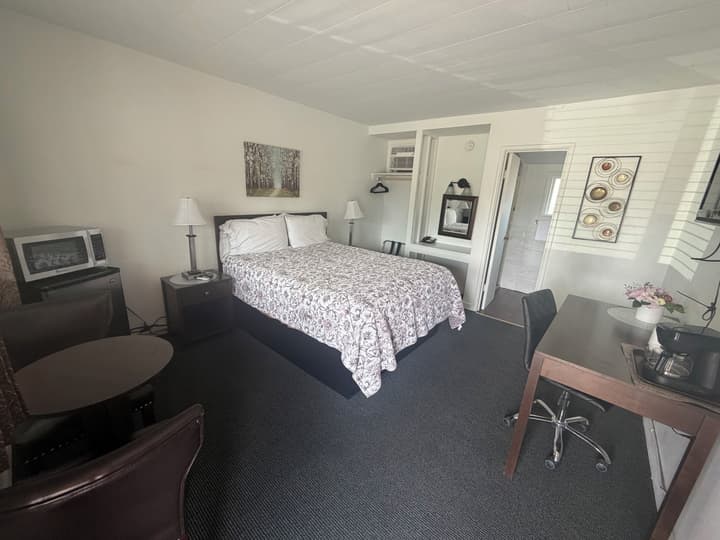 Sonoma Lodge