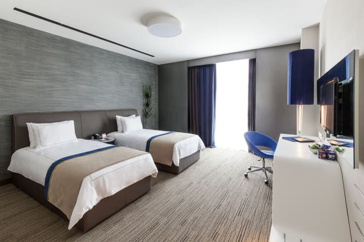 Ramada Hotel & Suites by Wyndham Izmir Kemalpasa
