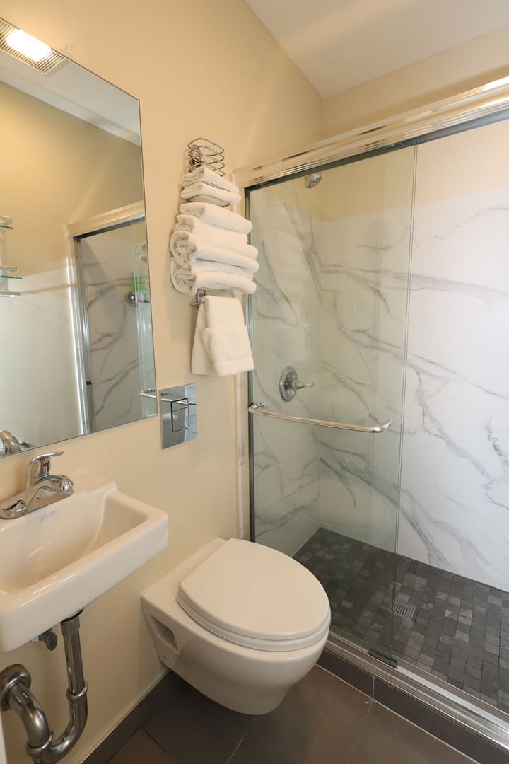 Casa Loma Hotel