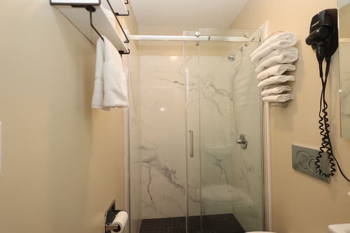 Casa Loma Hotel