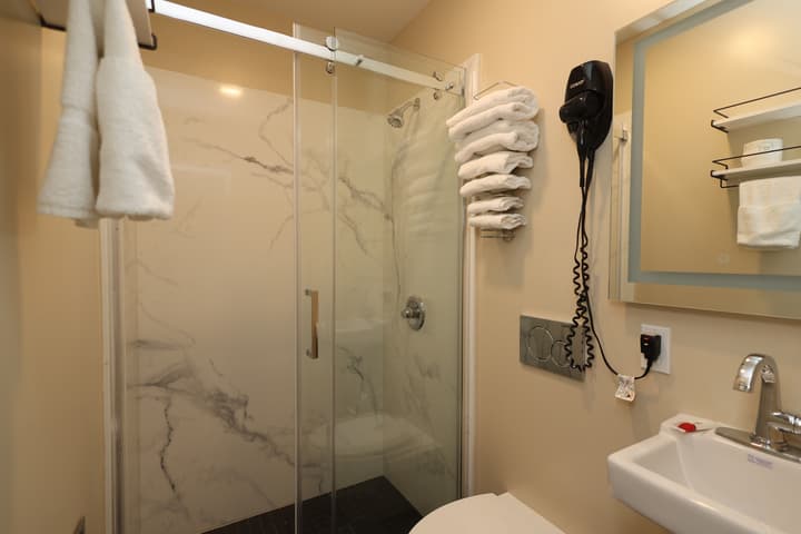 Casa Loma Hotel