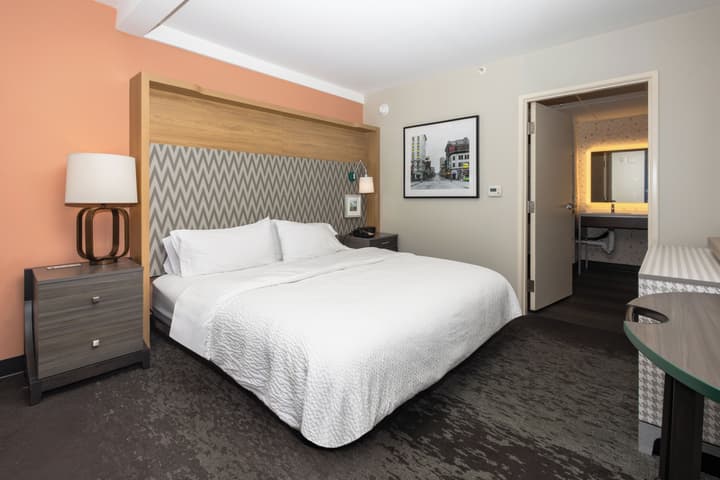 Holiday Inn Lancaster by IHG