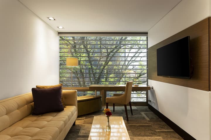 EK Hotel By Preferred Hotels Group