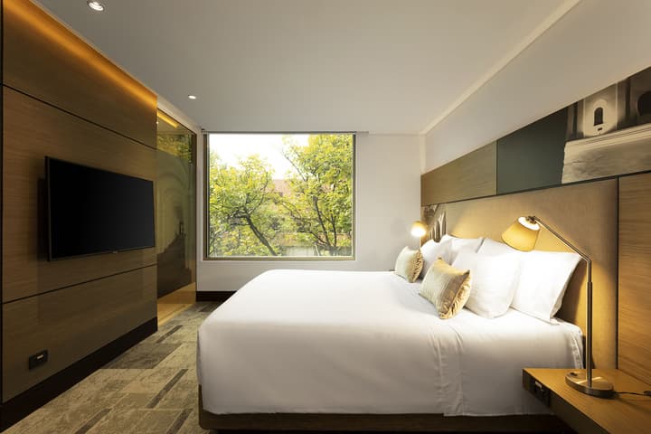 EK Hotel By Preferred Hotels Group
