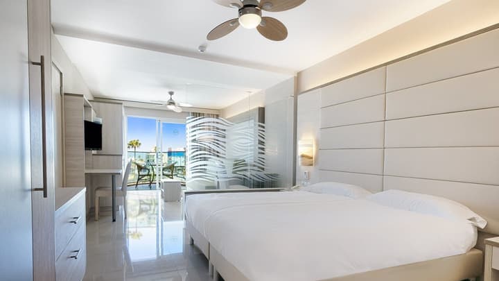 Bull Dorado Beach & Spa - All Inclusive