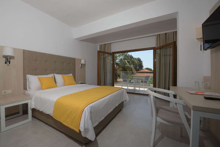 Aristoteles Holiday Resort & Spa