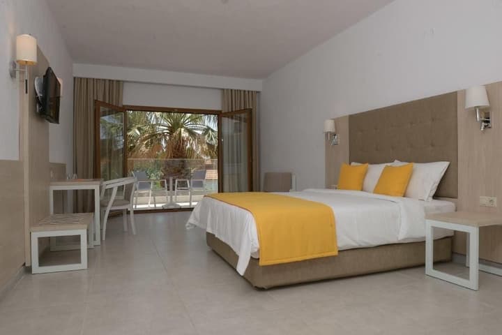 Aristoteles Holiday Resort & Spa