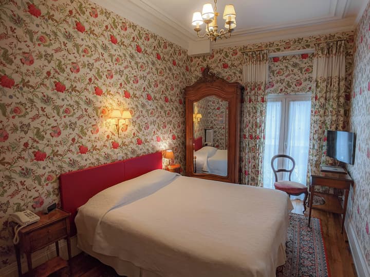 Hôtel de l'Abeille Orléans