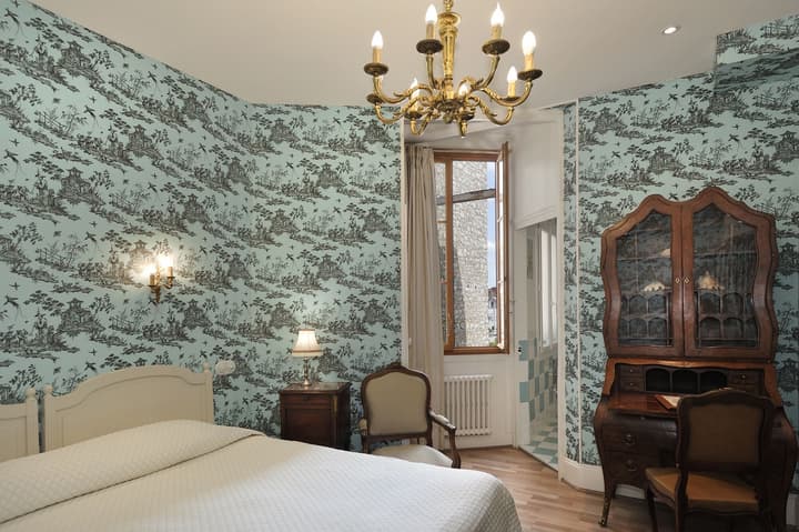 Hôtel de l'Abeille Orléans