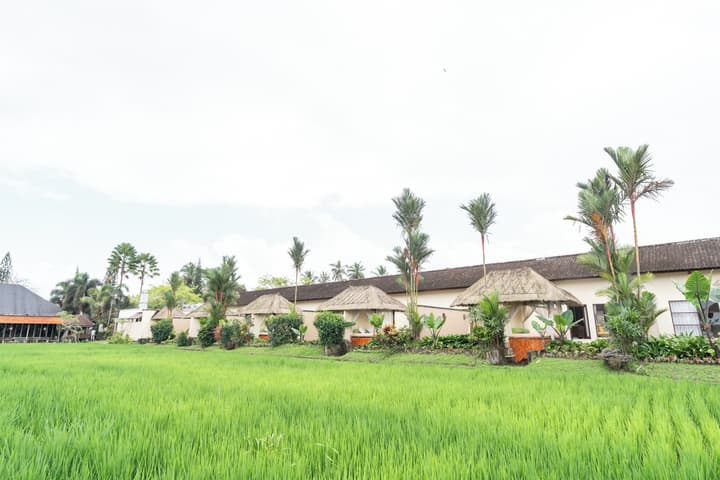 Alam Puisi Villa