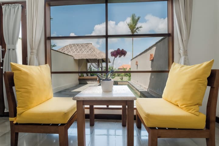 Alam Puisi Villa