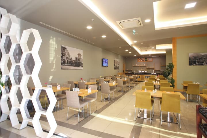 Holiday Inn Express Manisa - West by IHG