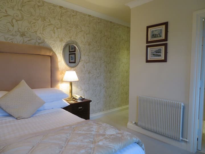 Brook Manor Lodge