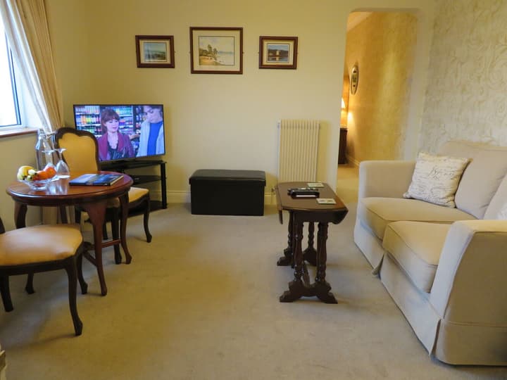 Brook Manor Lodge