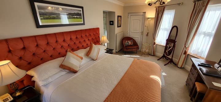 Brook Manor Lodge