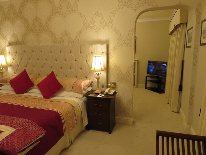 Brook Manor Lodge