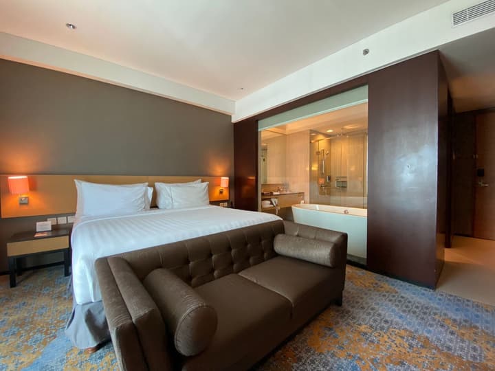 JS Luwansa Hotel and Convention Center