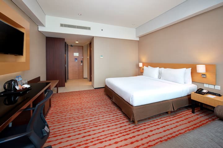 JS Luwansa Hotel and Convention Center