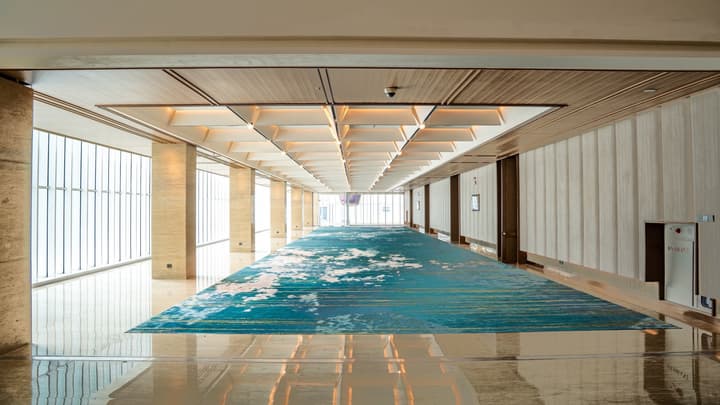 JS Luwansa Hotel and Convention Center