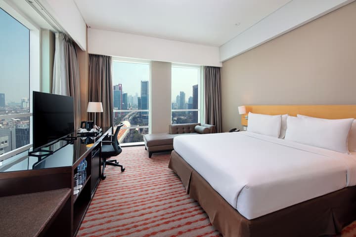 JS Luwansa Hotel and Convention Center