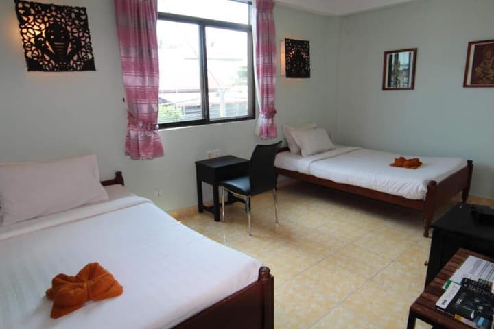 Naga Angkor Hostel