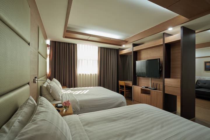 Gyeongju GG Tourist Hotel