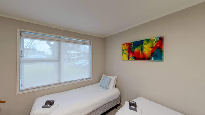 Harbour View Motel and Water Front Apartments