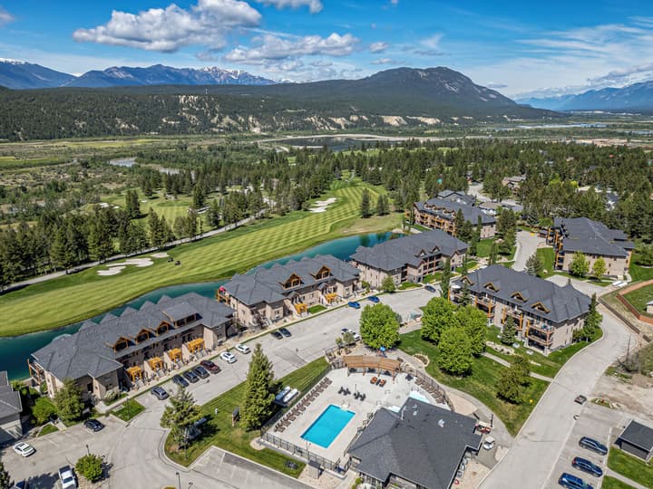 Bighorn Meadows Resort