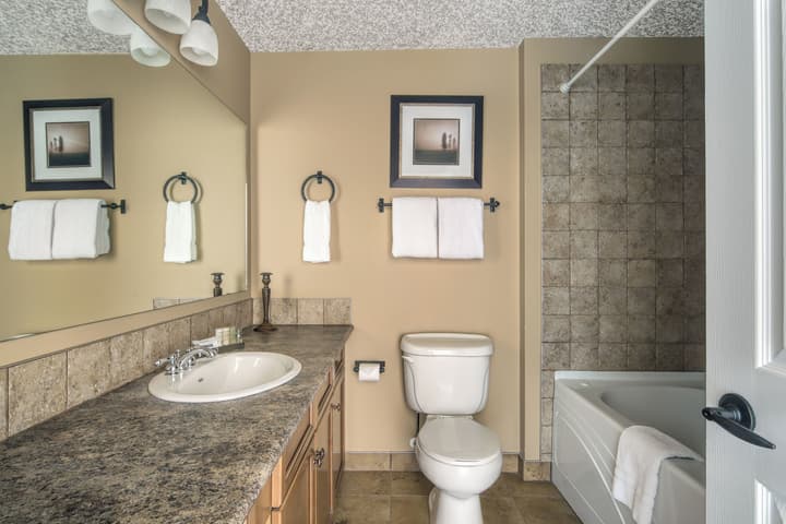 Bighorn Meadows Resort