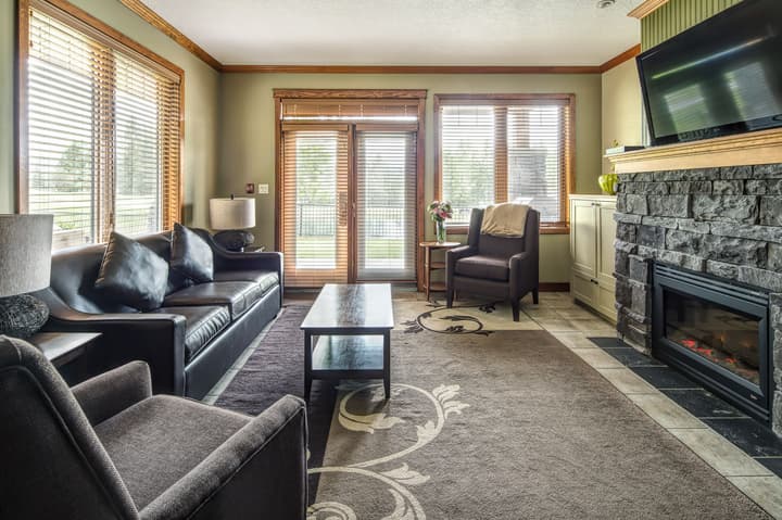Bighorn Meadows Resort