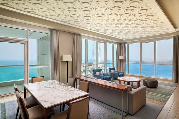 DoubleTree by Hilton Dubai - Jumeirah Beach