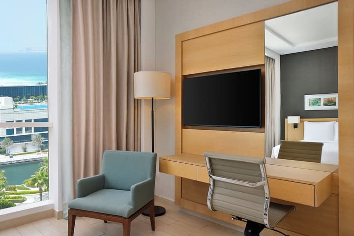 DoubleTree by Hilton Dubai - Jumeirah Beach