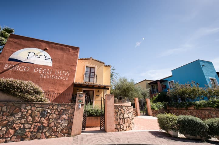 Borgo degli Ulivi Residence