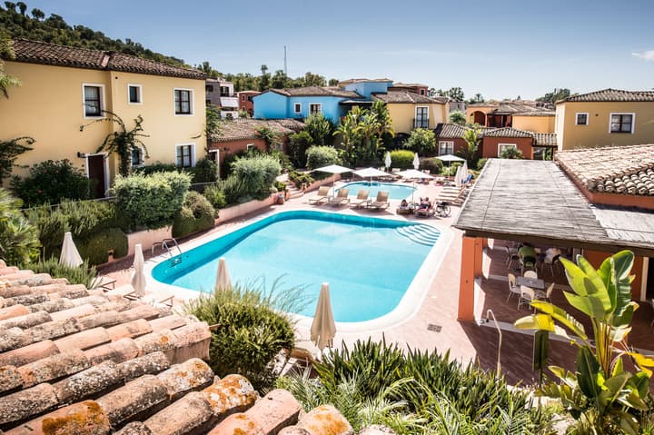 Borgo degli Ulivi Residence