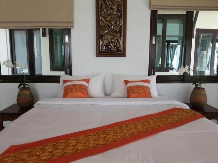 POOLSAWAT VILLA