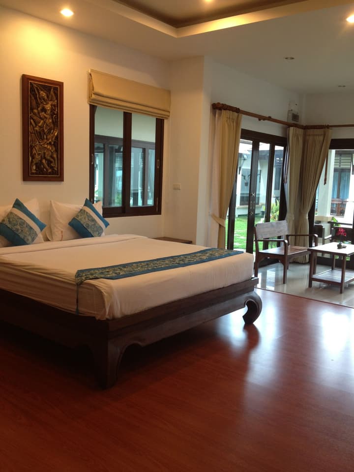 POOLSAWAT VILLA