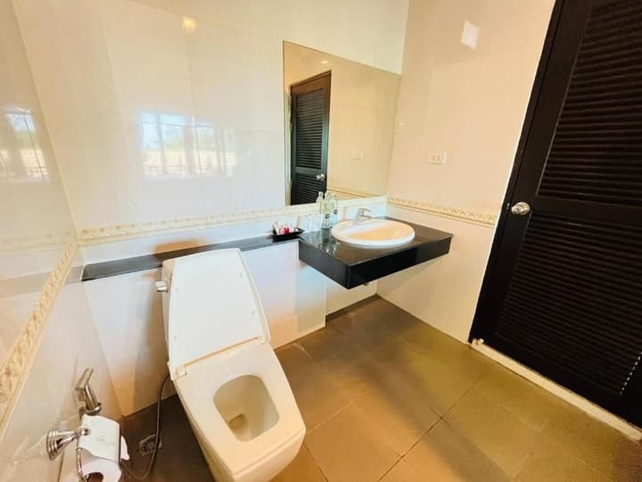 POOLSAWAT VILLA