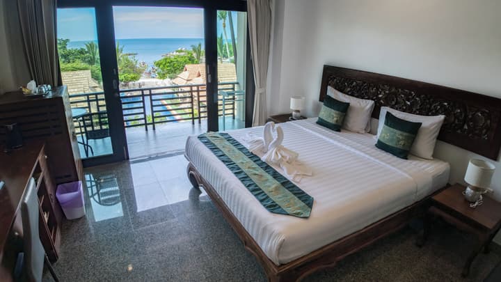 POOLSAWAT VILLA