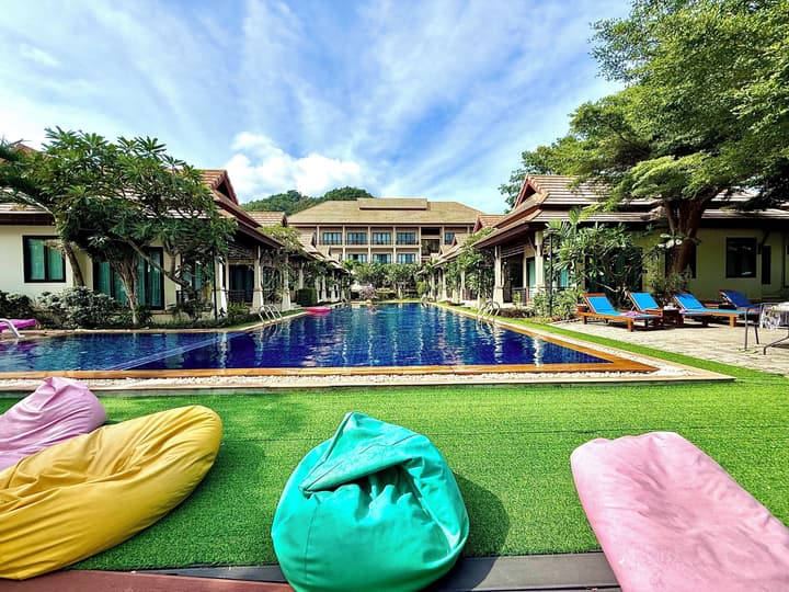 POOLSAWAT VILLA