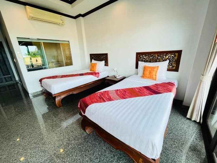 POOLSAWAT VILLA