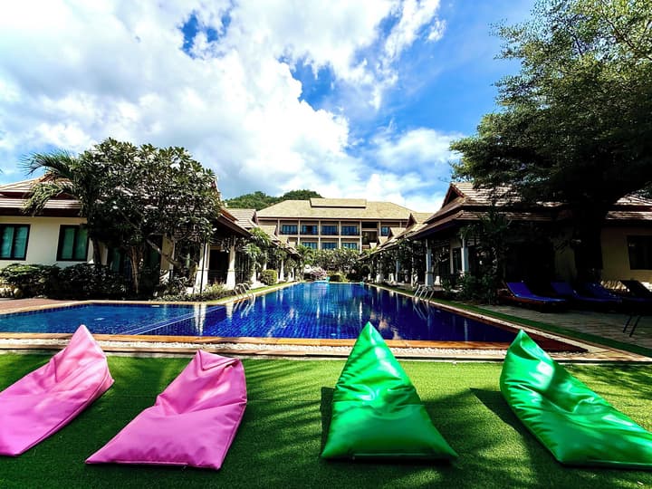 POOLSAWAT VILLA