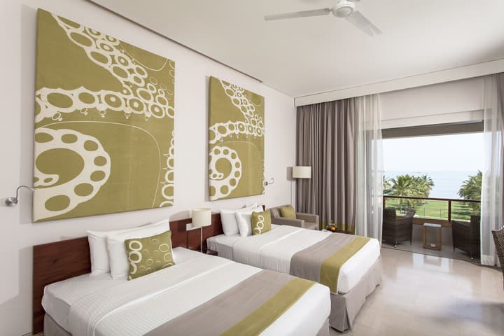 Amaya Beach Pasikudah