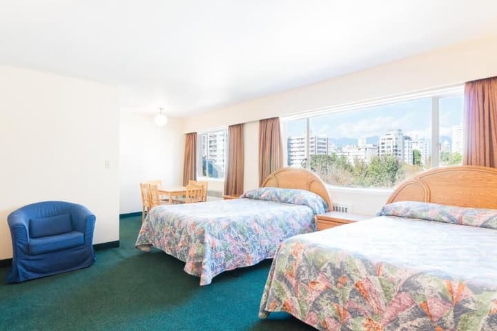 English Bay Hotel