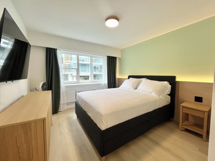 English Bay Hotel