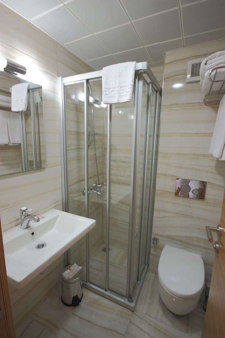 Dragut Point North Hotel